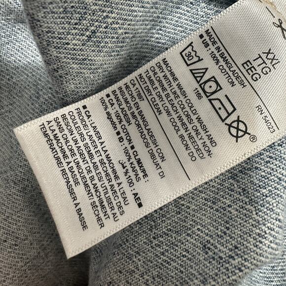 Old Navy Jean Jacket Womens XXL Destroyed Denim Distressed Light Wash - Picture 9 of 10